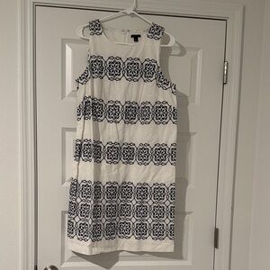 Ann Taylor White and Black Floral Midi Dress